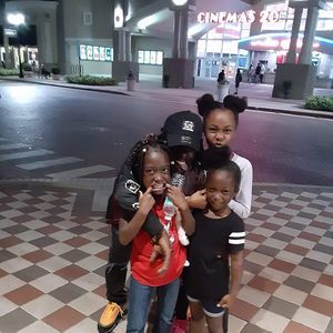 Meet your Posher, Lc